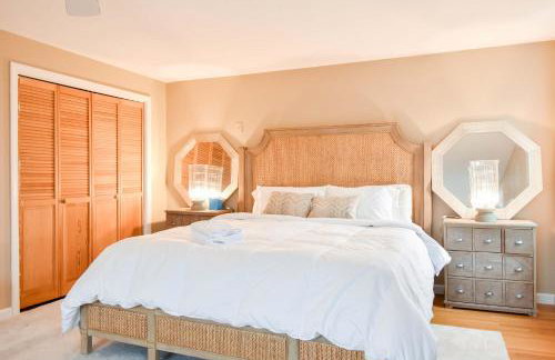 Spacious w Basketball Court & Playground - Foto 17