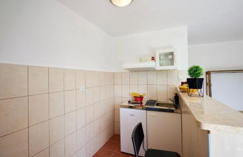 Gorgeous Home In Zagreb With Wifi - Foto 19