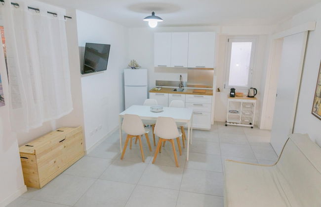 A due Passi dal Molo by Wonderful Italy - Apartment - Photo 1