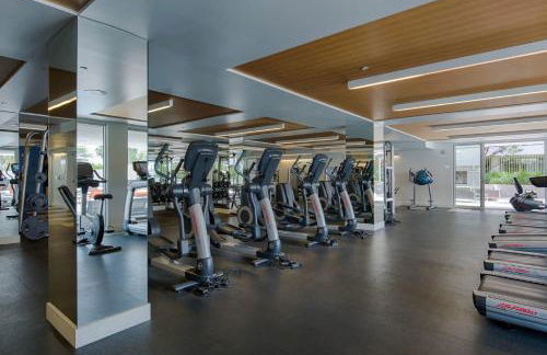 Spacious 2BD 2BA with Huge Balcony, Near Venice Beach & Fun! - Foto 22