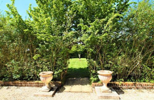 Lambourn House, Countryside Retreat for up to 26 - Foto 67