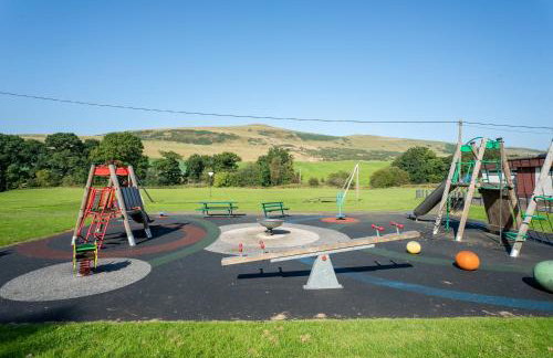 Cottage with Hot Tub near Knockhill - Foto 21
