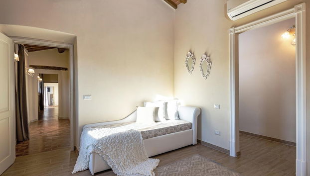 Peccioli Villa With Pool Ac And Privacy - Foto 4, Habitación