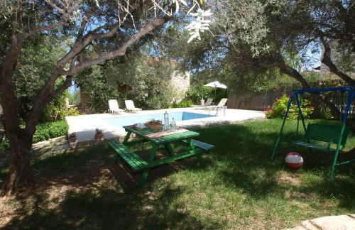 Gerolakos Country Houses - Photo 14