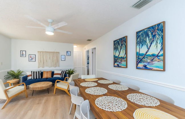 Fun Family-friendly Modern Beach Home With Pool - Photo 16