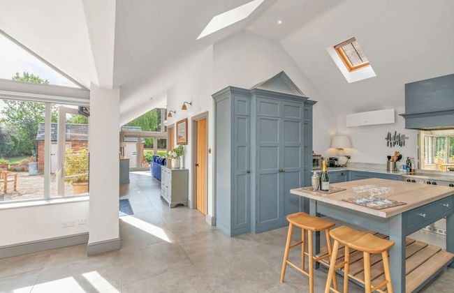 Luxury Home With Large Garden - The School House - Foto 11