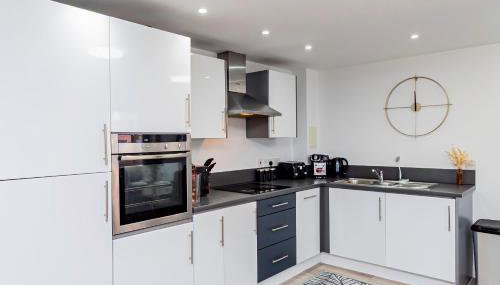 Upgraded 4 Beds Level Access Lifts 2 bath Parking - Foto 5