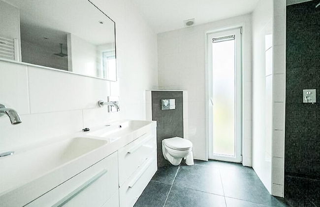 3 bedroom House in Dordrecht with swimming pool and terrace - Photo 14