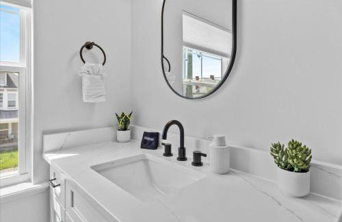 Lux House & Carriage house Furnished for Comfort - Foto 33