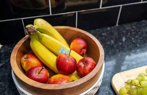 Cozy 2 Bed Apartment - Unlimited Wi-Fi - Free Parking - Sleeps 6 - By Old Trafford - Foto 30