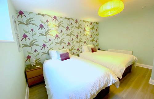 The Garden Apartment, Near Airport & City - Foto 11