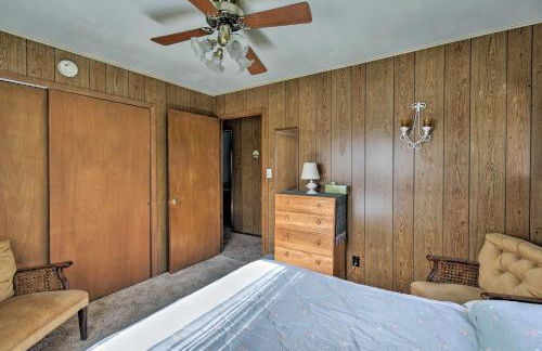 Walk to Green Lake and Beach Cozy Cabin with Deck - Foto 14