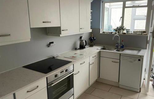 Bungalow with stunning views over Widemouth Bay - Foto 7