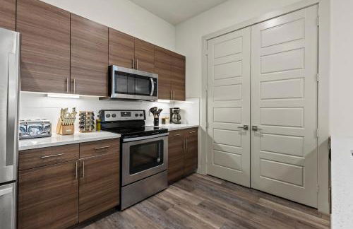 Modern Executive 1BR King Bed - Walk to West 7th - Foto 4