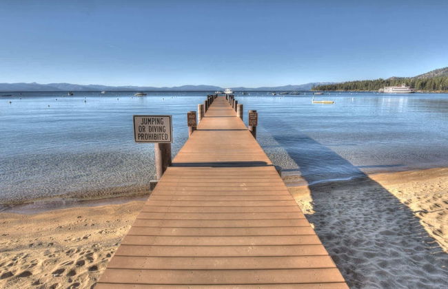 Zephyr Cove Cabin - Walk to Lake and Beach - Foto 26