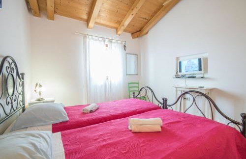 Villa Sandi, mediterranean Villa with pool and jacuzzi - Foto 27