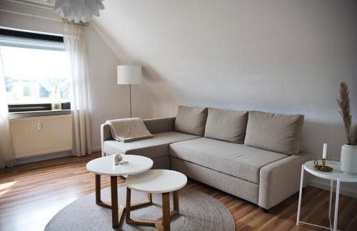 DG-Wohnung mit sonnigem Balkon - Foto 1