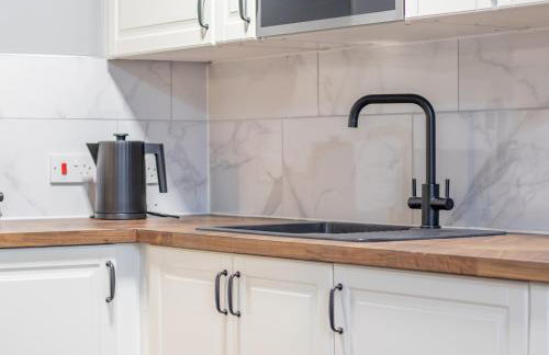 Happy Haven Home, West End - Pass the Keys - Foto 34