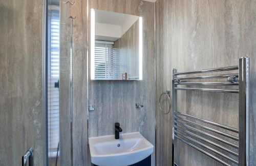 Finest Retreats - The Old Counting House - Photo 38