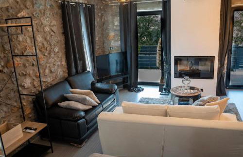 Triantos Guesthome Studio - Photo 1