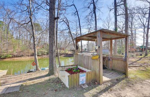 Hot Tub, Lake Access! Anglers Escape in Hemphill - Foto 20