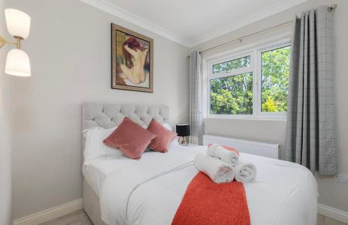 5 Bedroom, 3 Bathroom Modern House with Garden near Hampstead Heath Sleeps 10 - Foto 30
