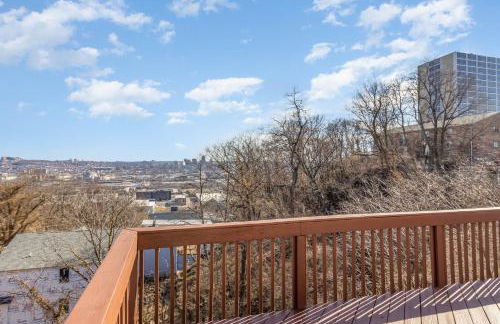 Downtown Views-Prime Location! - Foto 30