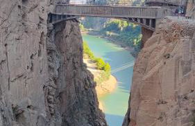 A 5 min Estación de Tren- Patio-Parking y Playa - Foto 18