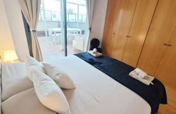 Great apartment with a pool on the beach in Barcelona - Photo 14