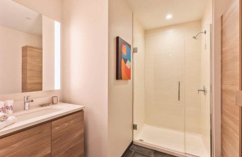 Gorgeous Apt with Pool Views - Foto 7