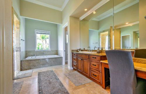 Luxe Wine Country Estate with Orchard-Facing Balcony - Foto 13