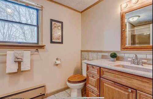 3 Bedroom Cabin at Alpine Lake, near Deep Creek-WISP Resort - Foto 7