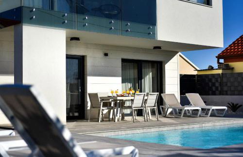 Villa Nostro Porto with pool - Photo 6