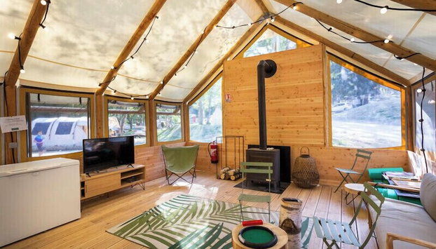 Huttopia Bozel en Vanoise - Foto 2, Sitzecke in der Lobby