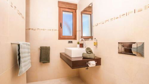 Casa Orquídea - Luxury 4 bedroom Villa - Photo 4