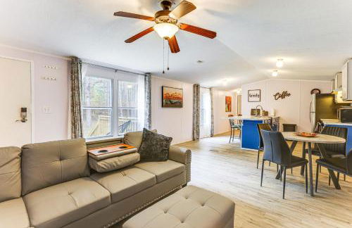 Hike, Bike and Boat Peaceful Piney Woods Home! - Foto 3