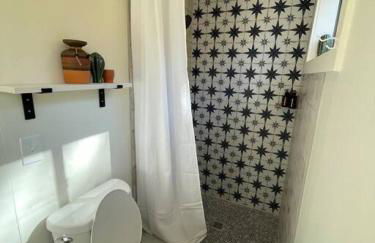 Martin Mill, Santa Fe Inspired Bungalow, 5 minutes to downtown - Foto 7