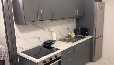 Comfortable Suites 2 - Photo 5