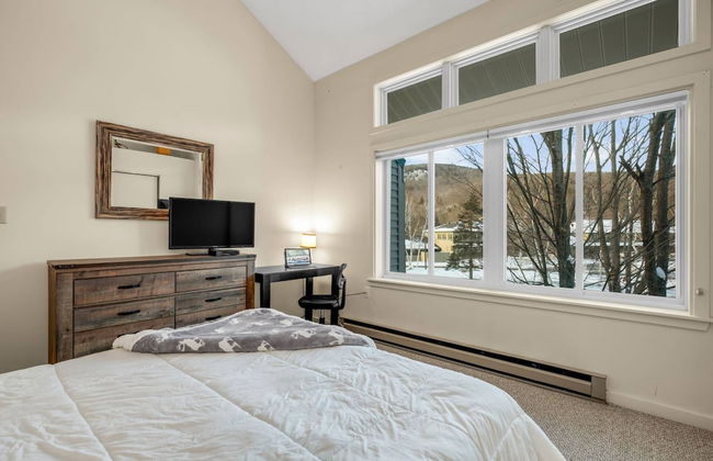 Loon Escape - Photo 12