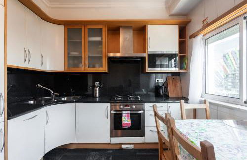 Central Orient Residence - Modern, spacious and sunny! By the river! - Photo 23