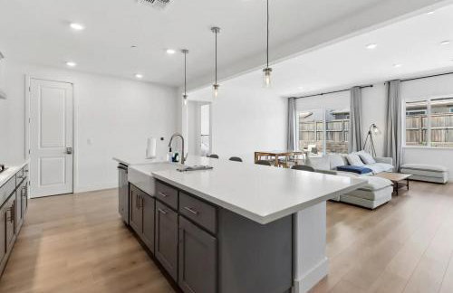 Spacious new house in Folsom Ranch 4BD and 3BA with backyard and BBQ grill - Foto 11