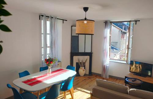 Nid cosy face à la Cathedrale - Foto 1