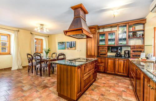 Il Palazzo - Photo 6