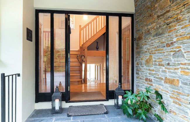 A Split-level Spacious Home With sea Mountain Views - Foto 3