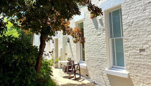 Fabulous 2 bed Historic Ground floor apartment Belper with free car parking next to property - Foto 3