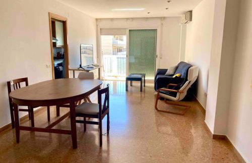 Big Family Terrassa Parking and noise free - Photo 29