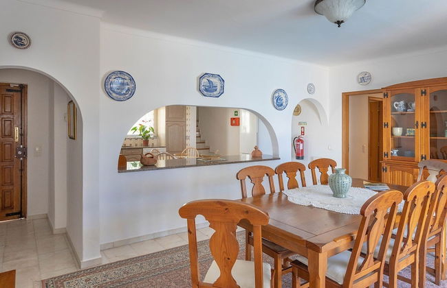 Silver Beautiful 4 Bedroom Vila Just Steps TO TH - Foto 5