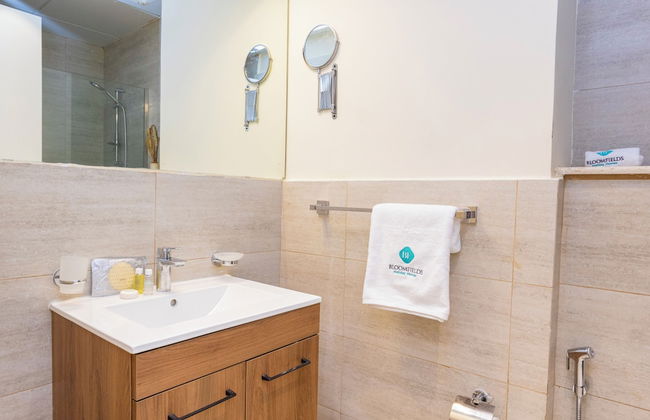 Bloomfields Cozy STU in Oasis - Photo 8