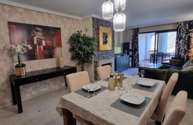 Luxurious Holiday Home in Benahavis - Photo 23