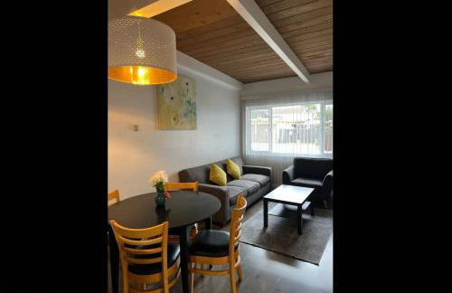 New 2BR Home w Parking Laundry in 580-80 - Foto 61